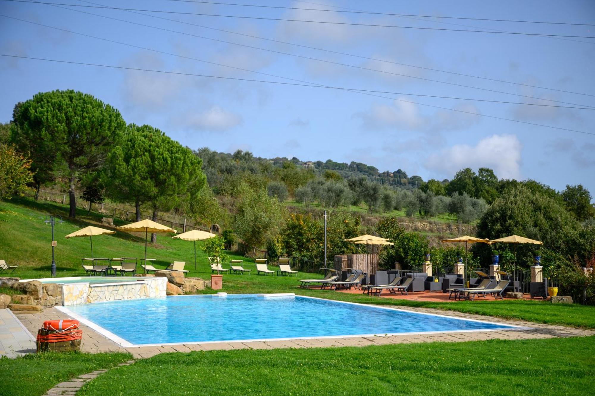 Agriturismo Borgo Sant'Ercolano Ciggiano Exterior photo